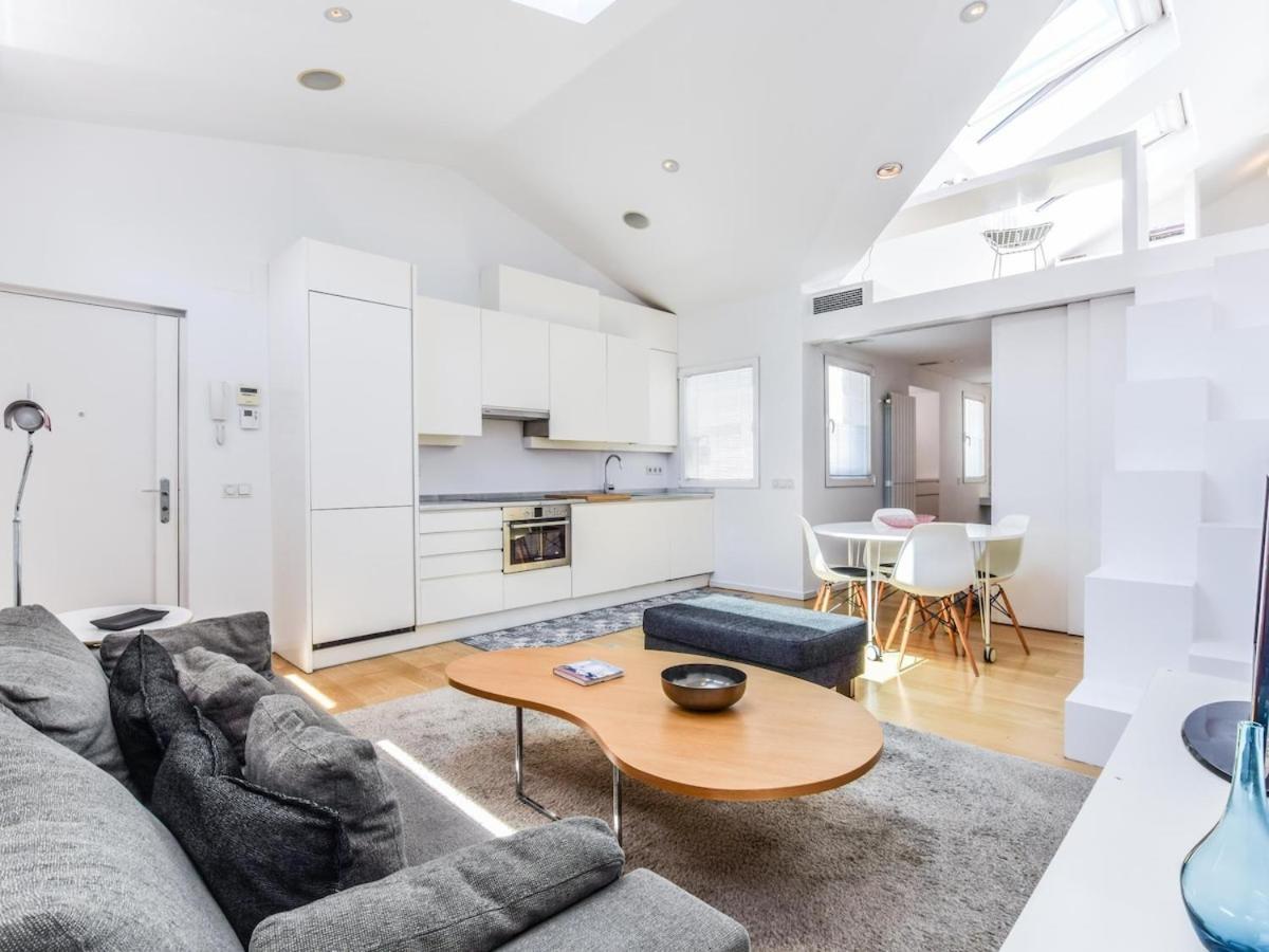 Atico Reformado En Anton Martin Apartment Madrid Ngoại thất bức ảnh